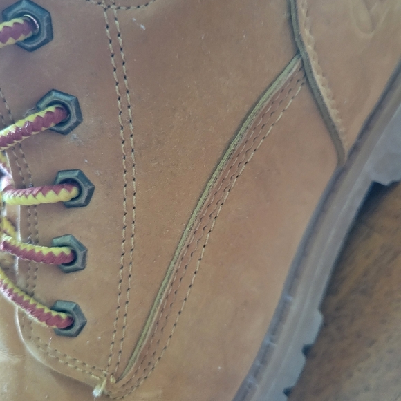 Mountain Gear tan ankle hi boots, size kids 6, like new condition, - Picture 7 of 16
